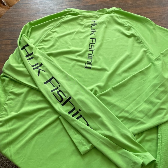 HUK Fishing long sleeve - Picture 3 of 3